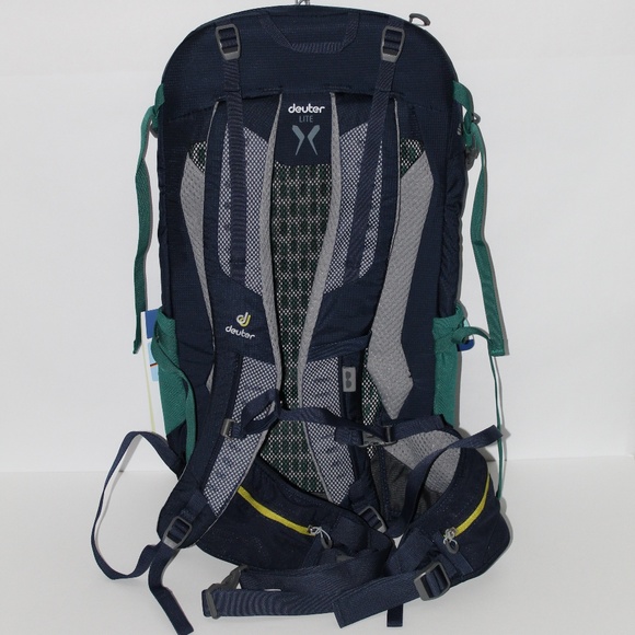 DEUTER SPEED LITE 24L NAVY/ALPINE GREEN BACKPACK - Picture 3 of 8